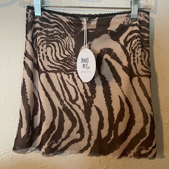 Princess Polly Vincent Mini Skirt Beige Print - Picture 1 of 7